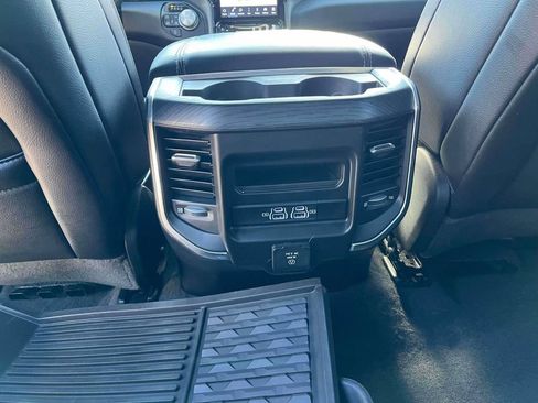 Used 2023 RAM 1500 Laramie AWD/4WD image 4