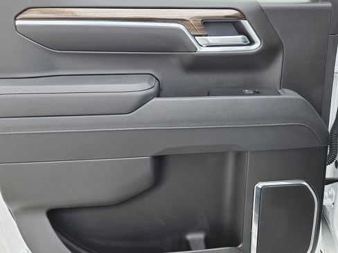 Used 2025 Chevrolet Silverado 1500 LT w/ Safety Package image 22