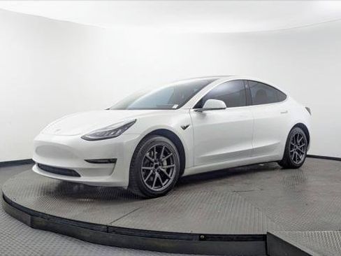 Used 2019 Tesla Model 3 Long Range RWD image 2