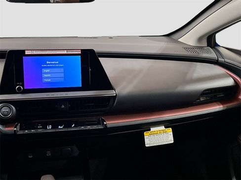 New 2026 Toyota Prius SE image 19