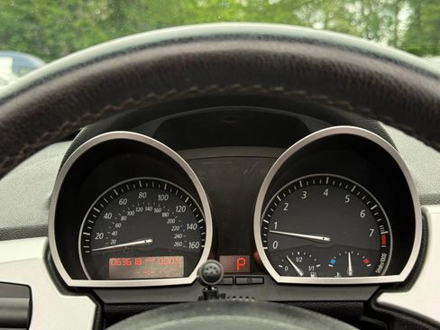 Used 2007 BMW Z4 3.0i RWD image 19