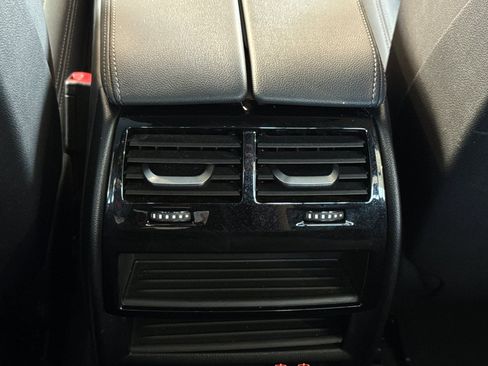 Used 2023 BMW 530e RWD image 16
