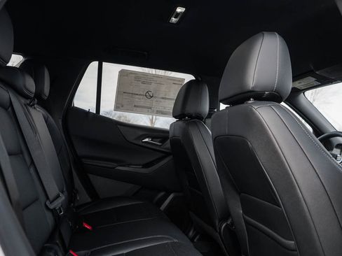 New 2026 Chevrolet Equinox LT w/ Convenience Package II image 12