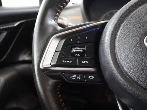 Used 2020 Subaru Crosstrek 2.0i Premium image 12
