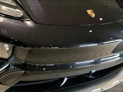 New 2026 Porsche Macan 4 Electric image 29