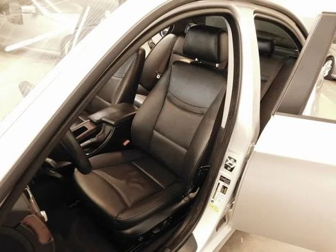 Used 2009 BMW 328i xDrive 328i xDrive Sedan 4D image 37