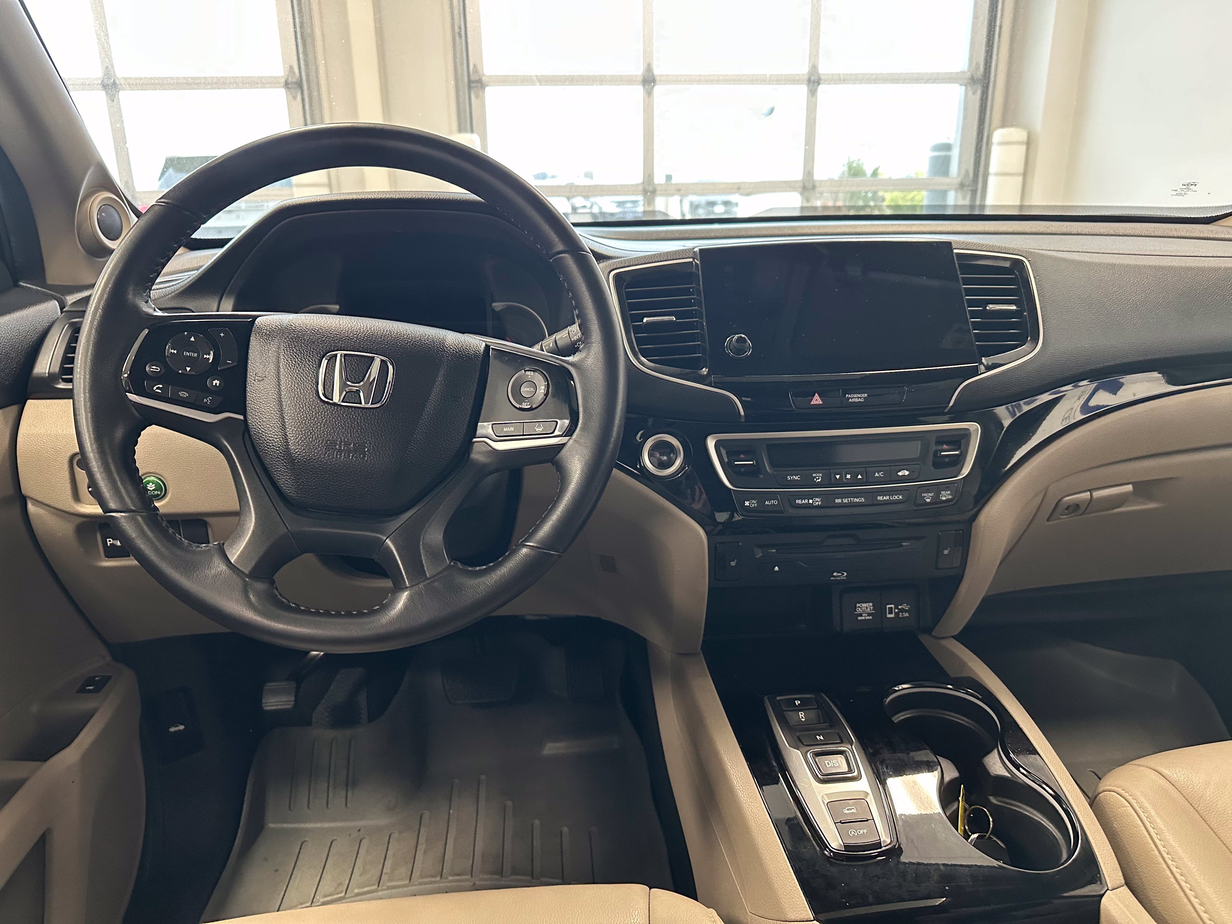 Used 2021 Honda Pilot Touring image 18