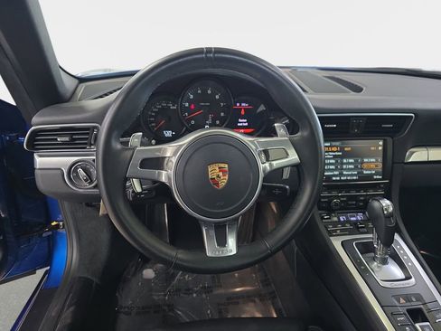 Used 2015 Porsche 911 Carrera image 19
