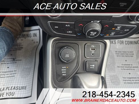 Used 2019 Jeep Compass Latitude w/ Popular Equipment Group image 14