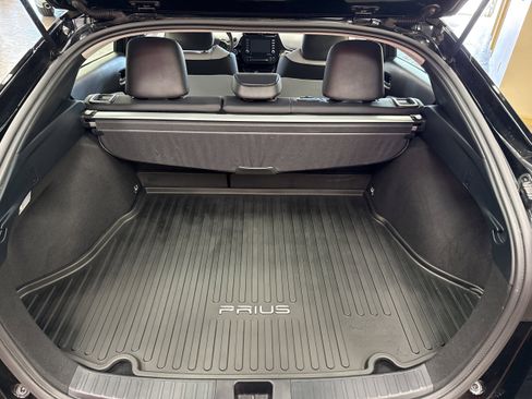 Used 2022 Toyota Prius XLE w/ Advanced Technology Package image 23