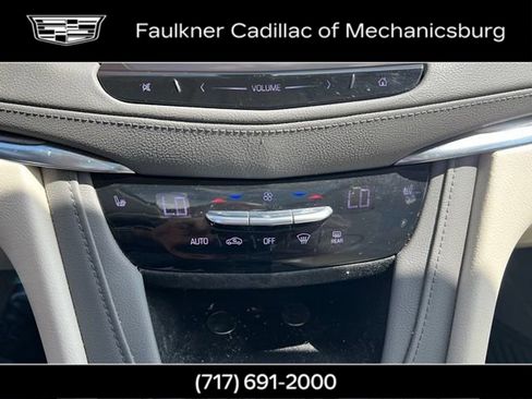 Used 2017 Cadillac XT5 Luxury w/ Driver Awareness Package AWD/4WD image 22