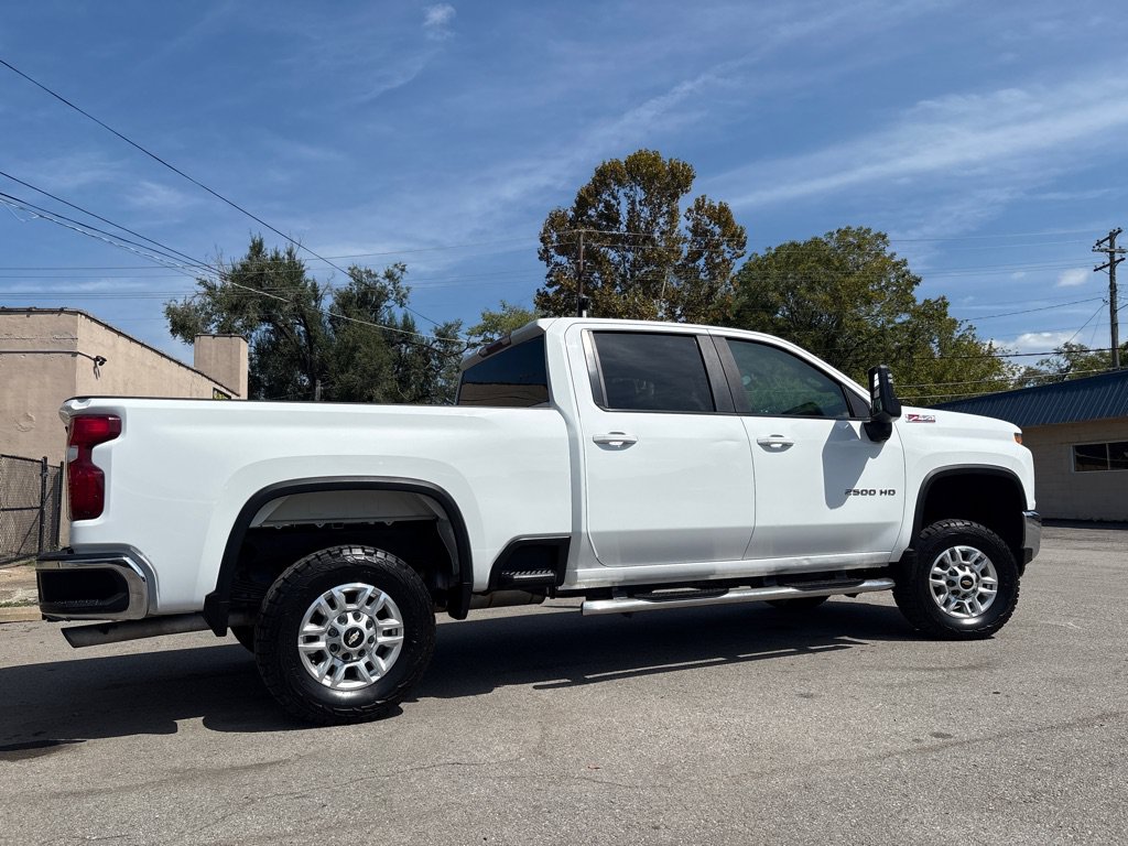 Used 2021 Chevrolet Silverado 2500 LT w/ Z71 Off-Road Package AWD/4WD image 7
