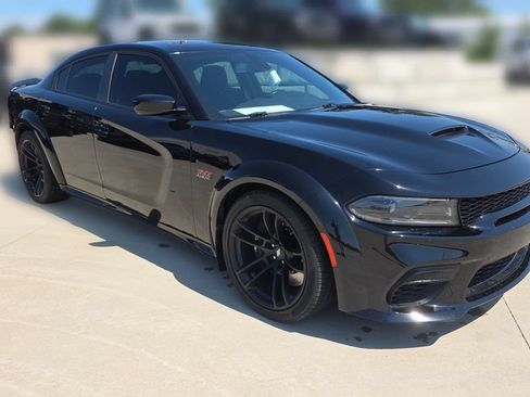 Used 2023 Dodge Charger Scat Pack RWD image 7