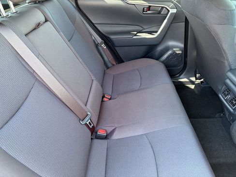 Used 2025 Toyota RAV4 LE AWD/4WD image 12