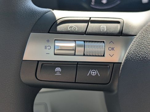 Used 2026 Hyundai Kona SE FWD image 27
