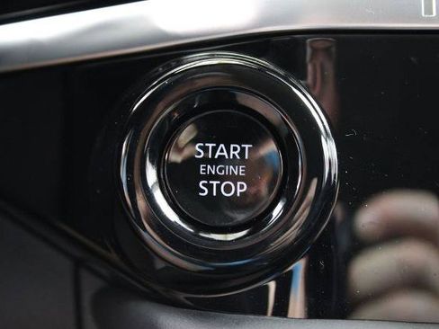 Certified 2026 Nissan Pathfinder SV FWD image 12