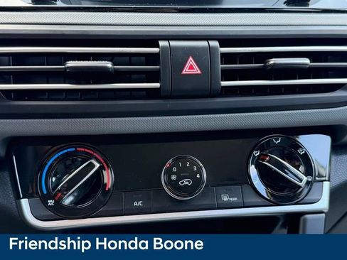 Used 2022 Kia Seltos LX AWD/4WD image 26