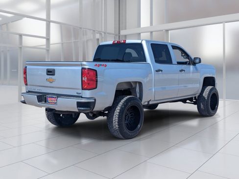 Used 2018 Chevrolet Silverado 1500 Custom w/ Custom Value Package AWD/4WD image 5