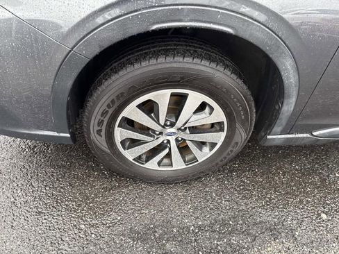 Used 2021 Subaru Outback Premium image 16