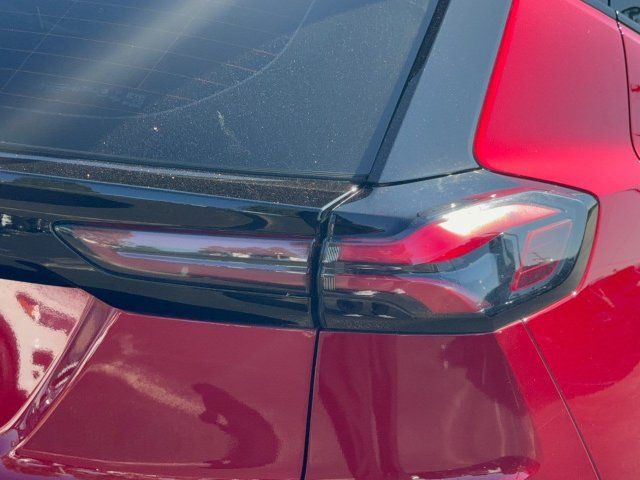 Used 2023 Chevrolet Bolt EUV LT w/ Convenience Package FWD image 10