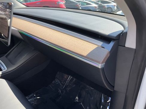 Used 2023 Tesla Model 3 Standard Range image 67