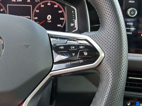 Used 2025 Volkswagen Jetta GLI Autobahn FWD image 23