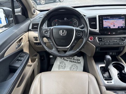 Used 2018 Honda Ridgeline RTL-T image 10