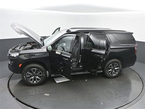 Used 2024 Chevrolet Tahoe Z71 w/ Luxury Package image 65