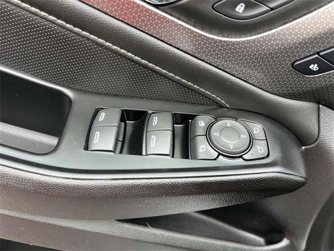 Certified 2023 Chevrolet Traverse Premier image 13