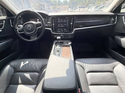 Used 2018 Volvo S90 T5 Momentum FWD image 48