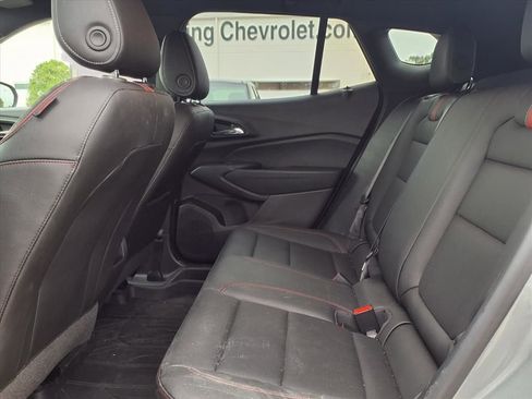 Used 2025 Chevrolet Trax RS w/ Driver Confidence Package FWD image 10
