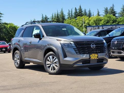 New 2026 Nissan Pathfinder SL AWD/4WD image 1