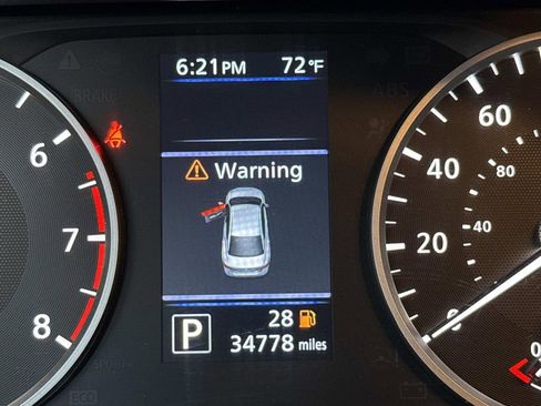 Used 2023 Nissan Sentra S image 36