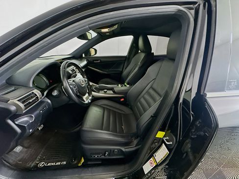 Used 2016 Lexus IS 300 AWD image 13