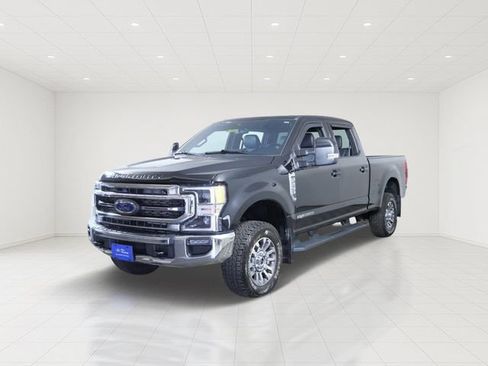 Certified 2022 Ford F250 Lariat w/ Lariat Ultimate Package AWD/4WD image 2