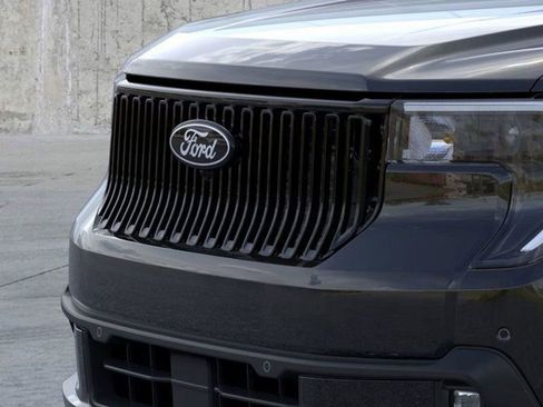 New 2025 Ford Maverick Lobo image 18