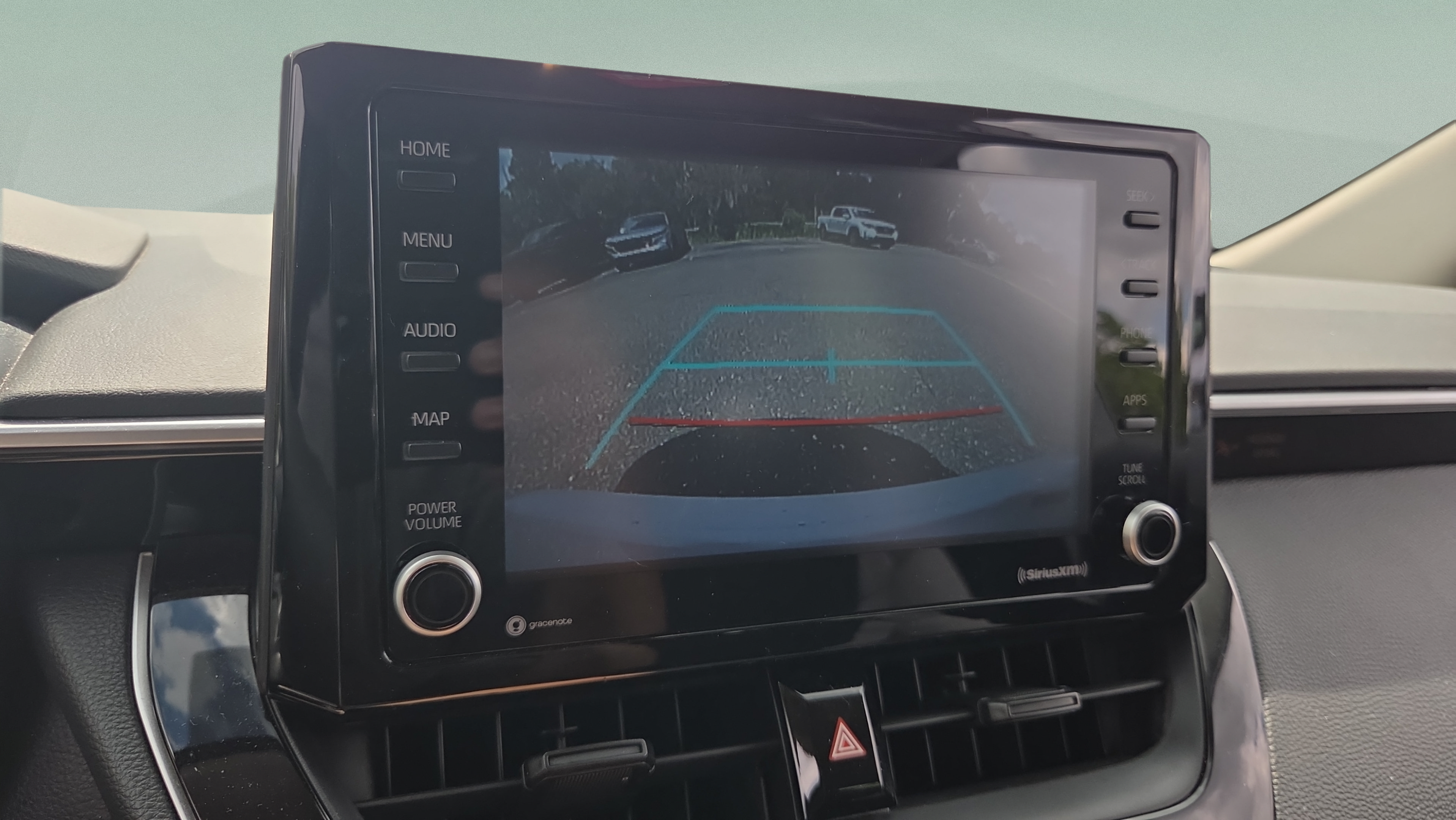 Used 2022 Toyota Corolla LE FWD image 25
