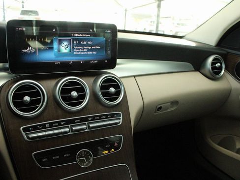 Used 2020 Mercedes-Benz C 300 C 300 image 25