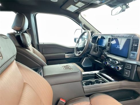 Used 2024 Ford F250 King Ranch w/ Chrome Package image 18
