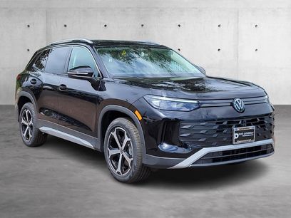 New 2025 Volkswagen Tiguan SE