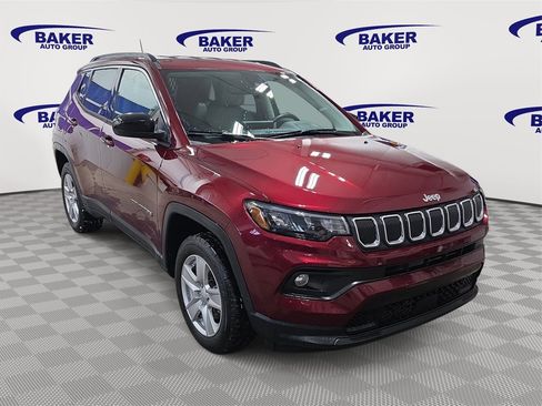 Used 2022 Jeep Compass Latitude w/ Convenience Group image 3