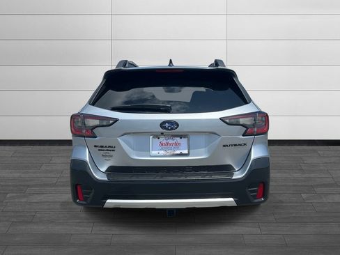 Used 2021 Subaru Outback Premium AWD/4WD image 4