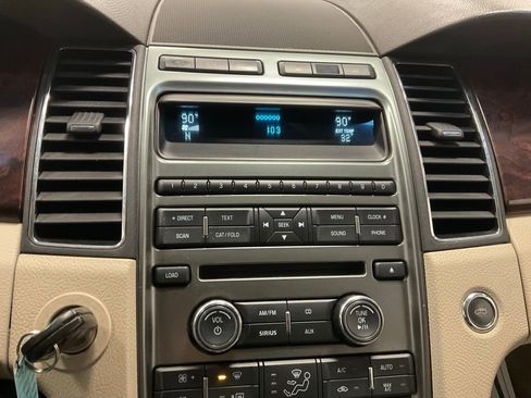 Used 2012 Ford Taurus Limited image 13