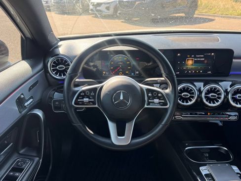 Used 2019 Mercedes-Benz A 220 4MATIC image 11