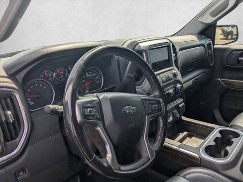 Used 2020 Chevrolet Silverado 1500 LT Trail Boss AWD/4WD image 10