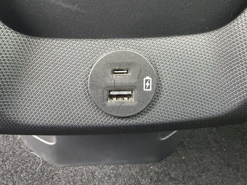 Used 2021 Ford Mustang Mach-E Premium image 17