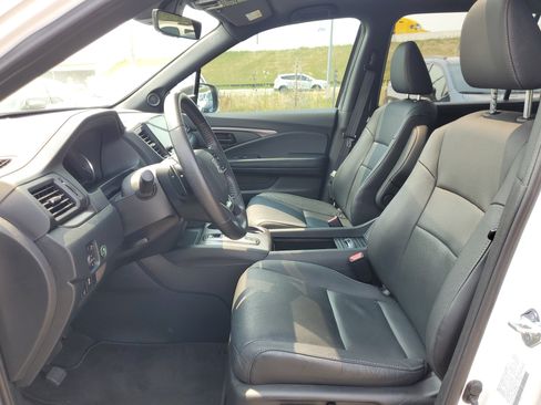 Certified 2023 Honda Passport EX-L image 10