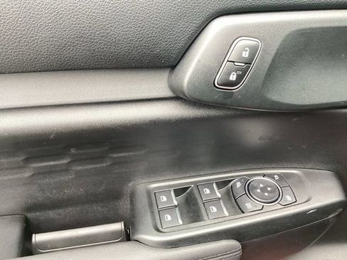 Used 2025 Ford Ranger XLT w/ Equipment Group 301A High AWD/4WD image 21