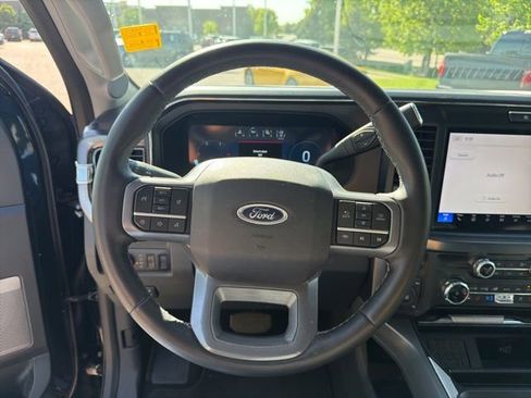 Certified 2025 Ford F250 Lariat AWD/4WD image 17
