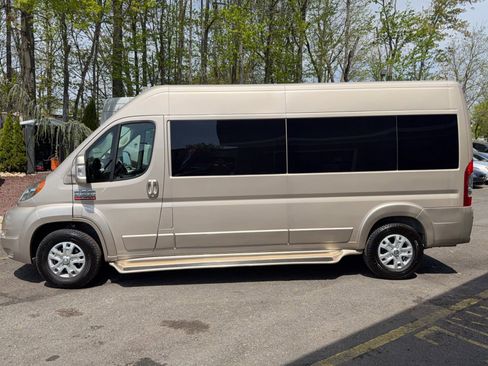 Used 2019 RAM ProMaster 2500 FWD image 7